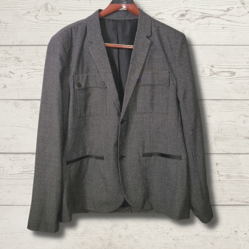 MINT - KENNETH COLE REACTION Blazer Jacket, GRAY, 46R, XL, 2 button, 4 pockets